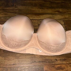 Torrid Bombshell Strapless Bra Sz. 50c